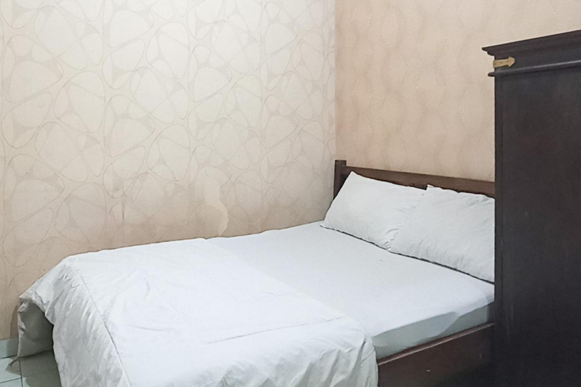 Trihakso Guest House Near Kaliurang Redpartner Sleman  Bagian luar foto