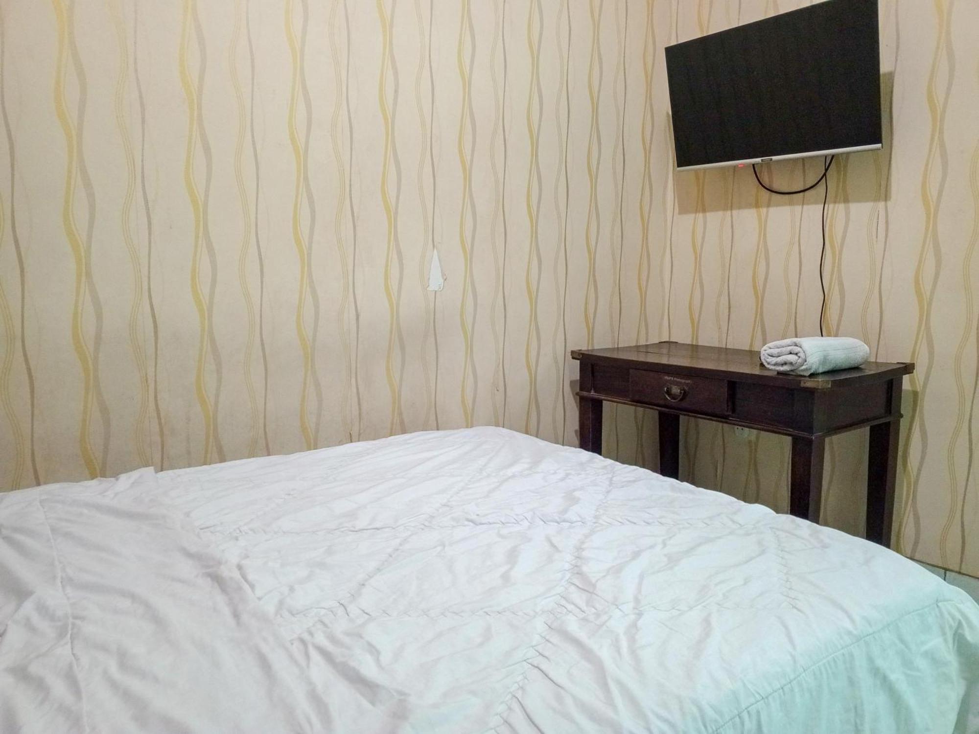 Trihakso Guest House Near Kaliurang Redpartner Sleman  Bagian luar foto
