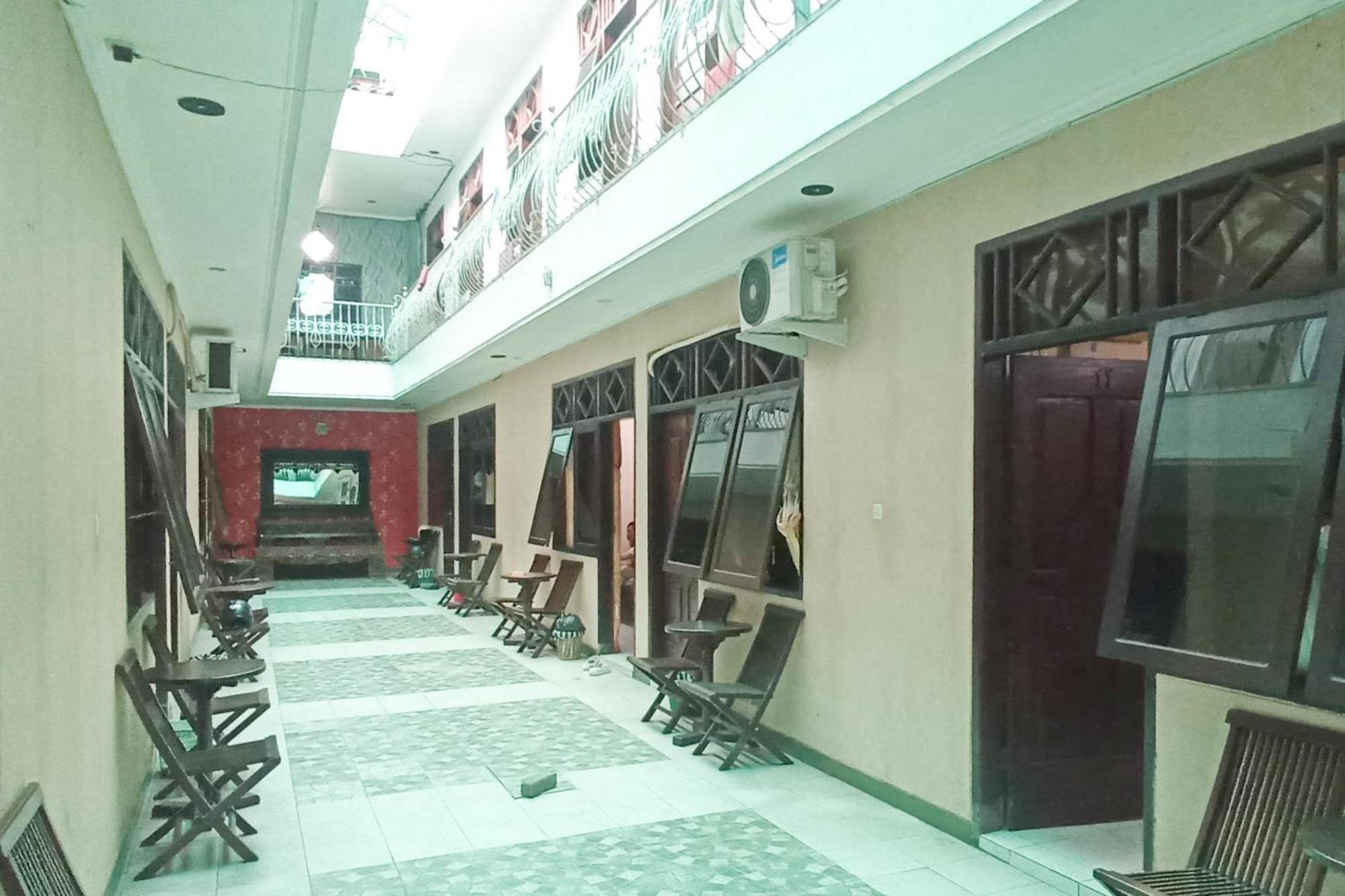 Trihakso Guest House Near Kaliurang Redpartner Sleman  Bagian luar foto