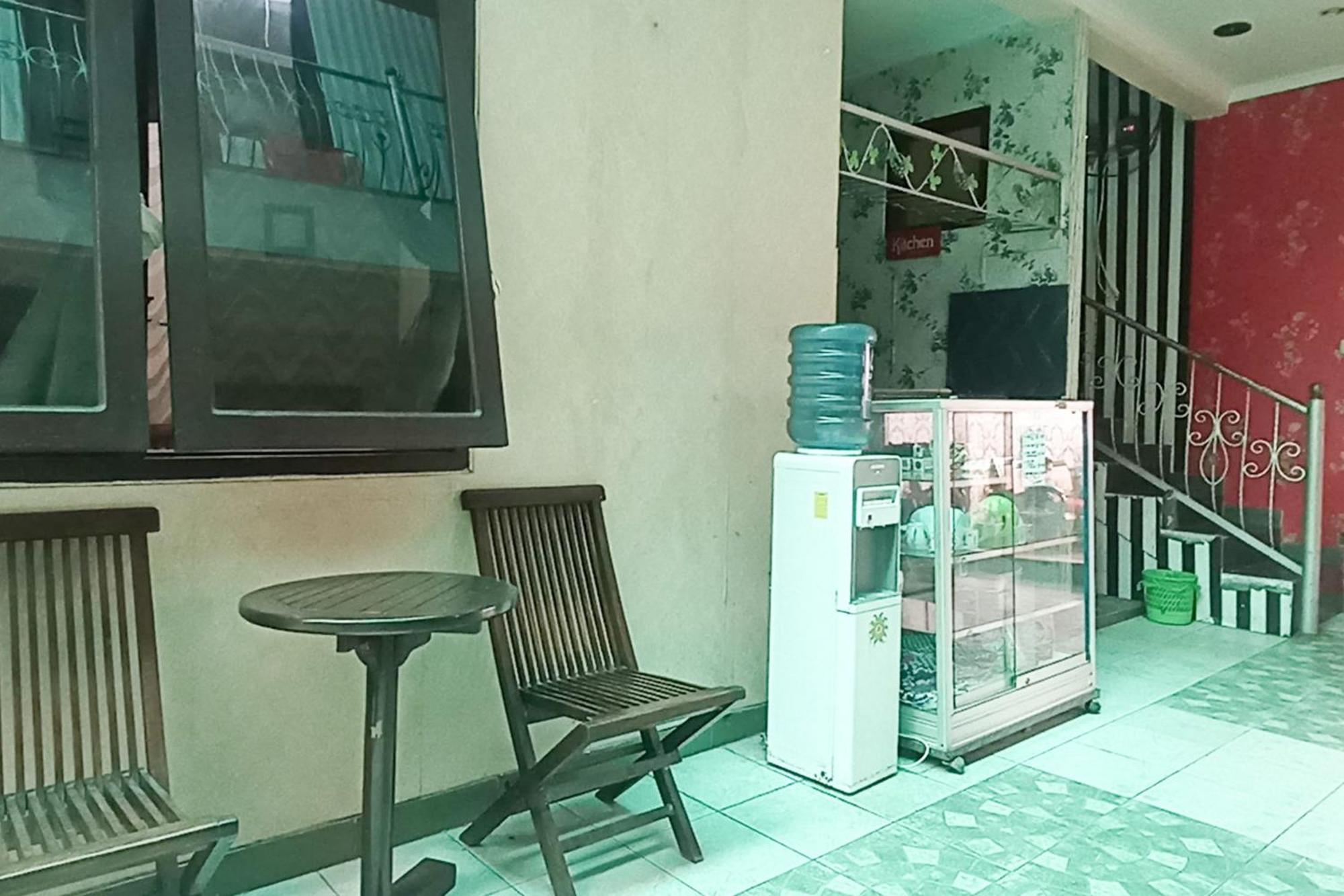 Trihakso Guest House Near Kaliurang Redpartner Sleman  Bagian luar foto