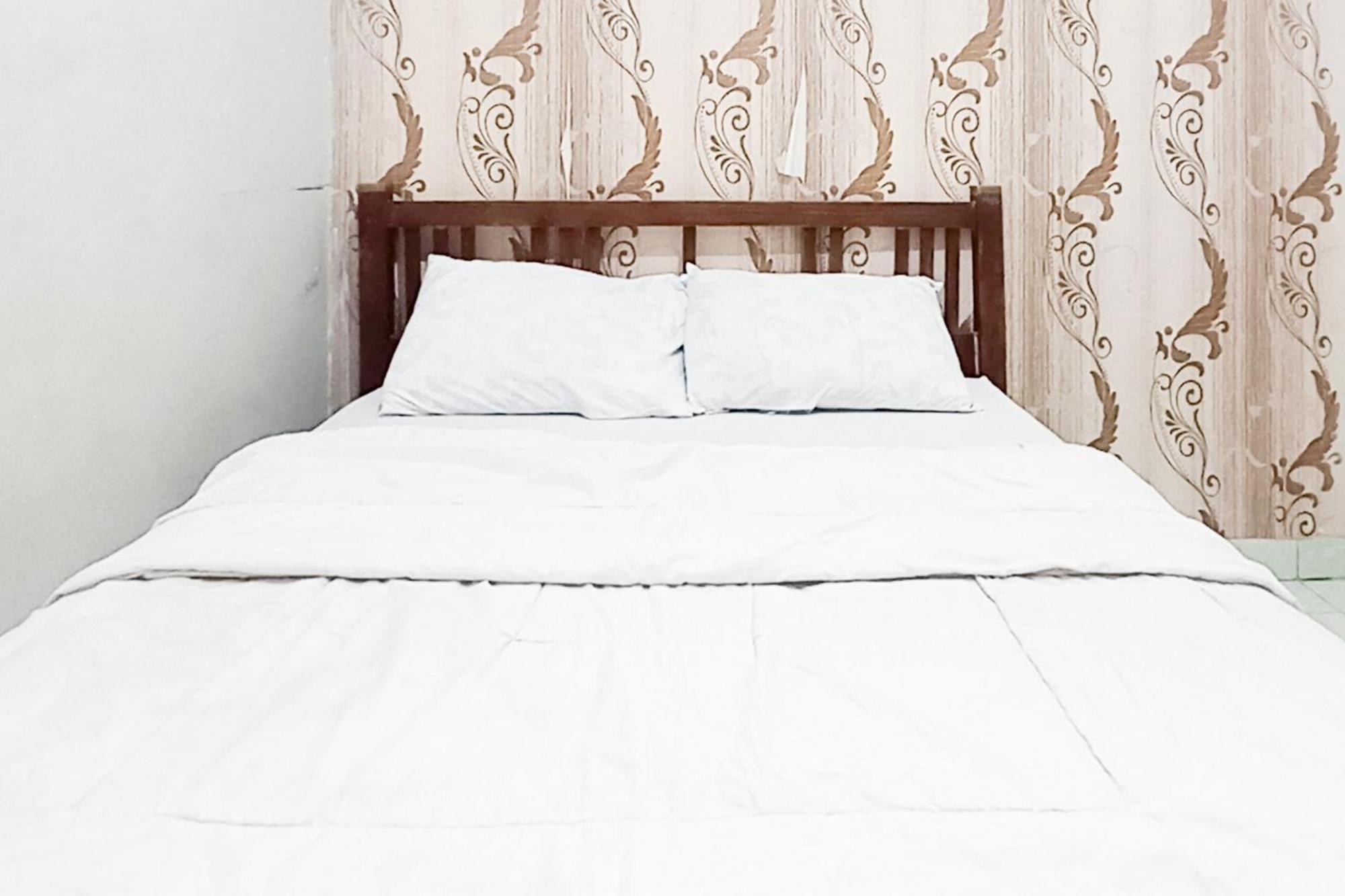 Trihakso Guest House Near Kaliurang Redpartner Sleman  Bagian luar foto