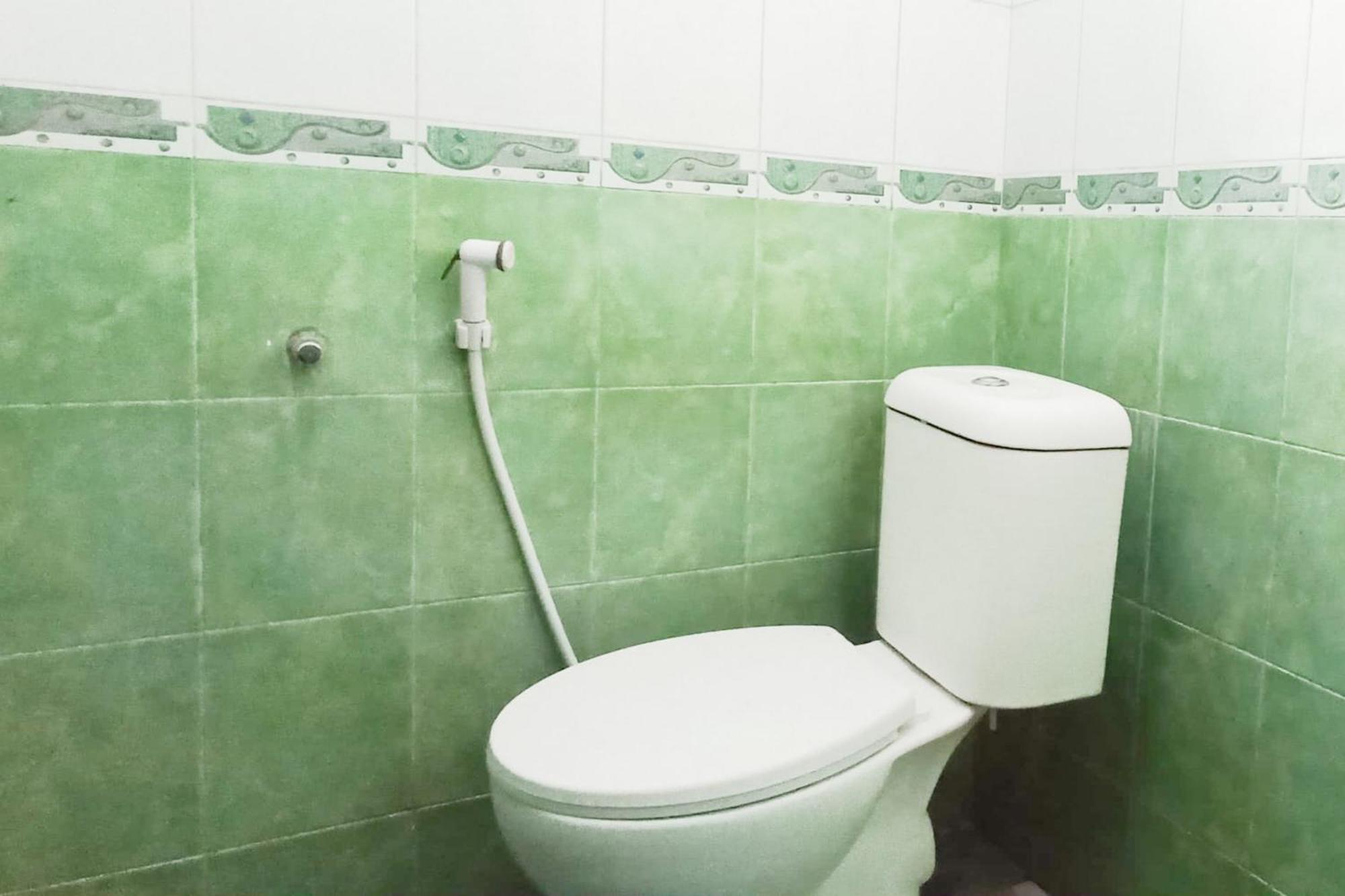 Trihakso Guest House Near Kaliurang Redpartner Sleman  Bagian luar foto